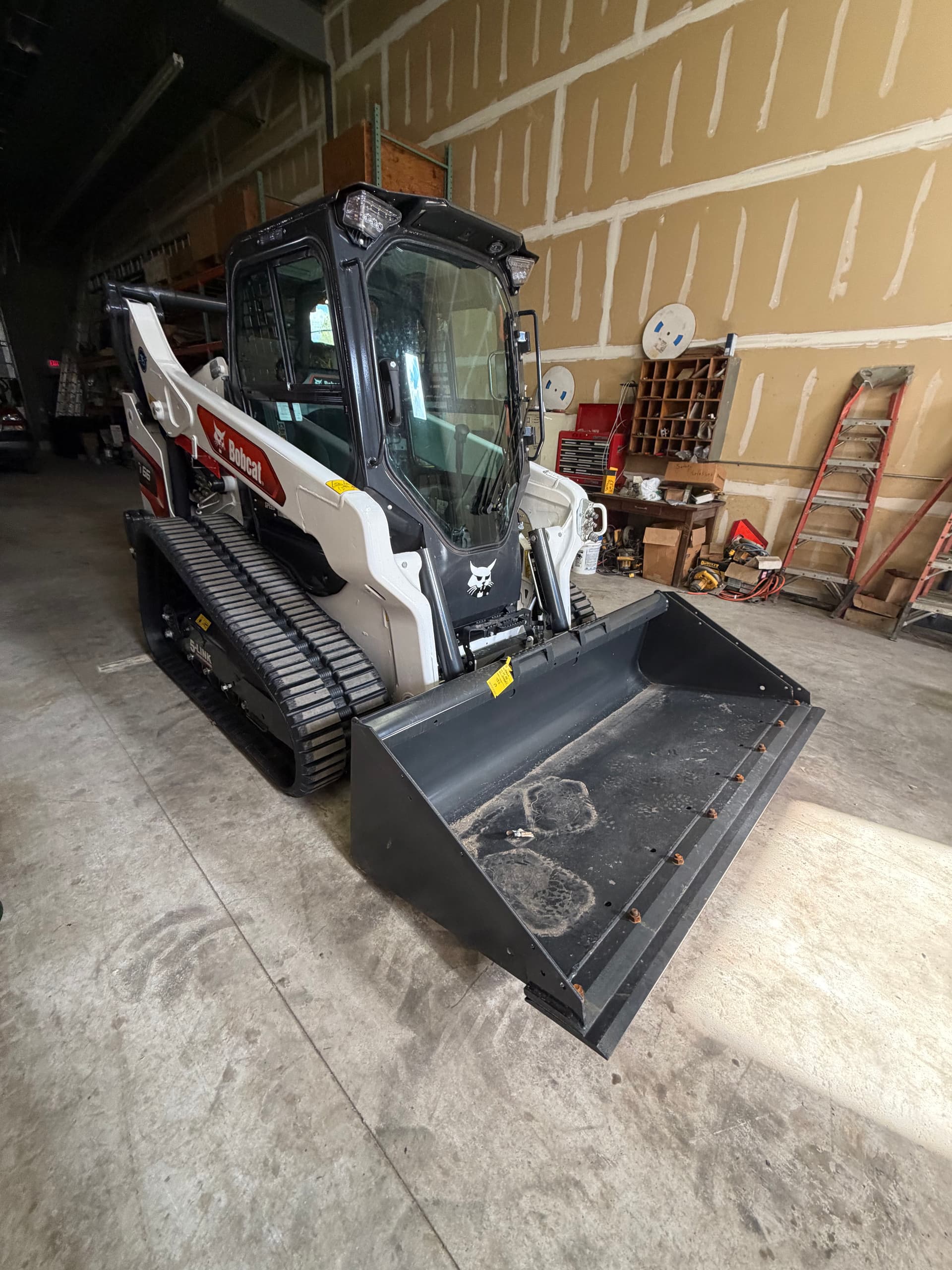 Bobcat Skid Steer Rentals Ready for Your Next Job image